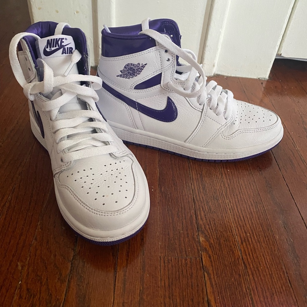 Air Jordan Womens 1 High OG